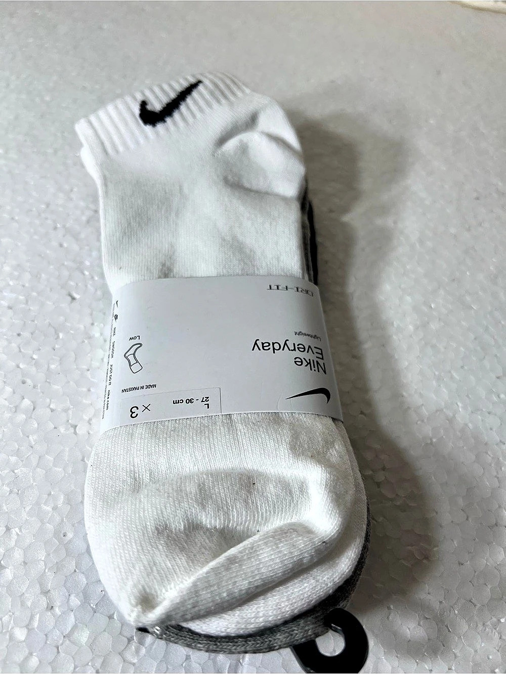 Nike Everyday Lightweight Dri-FIT Socks — 3-Pack | New | Large
